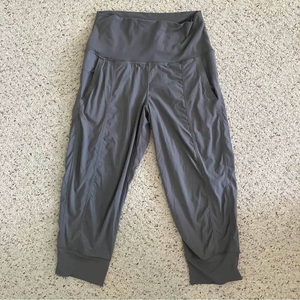 Lululemon Grey Cropped Dance Pants